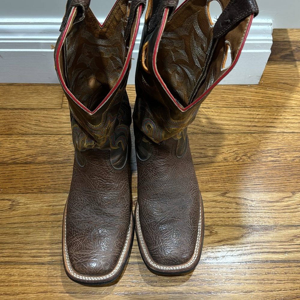 boots - Picture 2 of 7